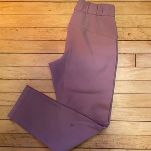 Perfect condition lululemon On the Fly Pant 7/8